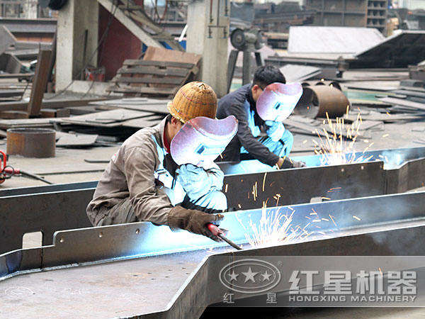 螢石錘式破碎機匠心做工、質(zhì)量過硬