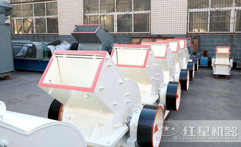 小型錘式破碎機(jī)廠(chǎng)家，現(xiàn)貨提供，可到場(chǎng)帶料免費(fèi)咨詢(xún)