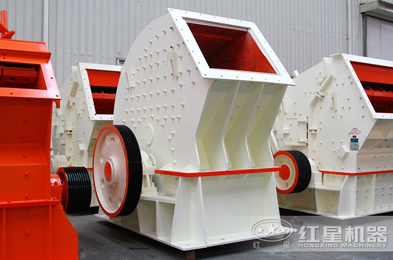 錘式破碎機(jī)，可實(shí)現(xiàn)一次成型，粒度均勻