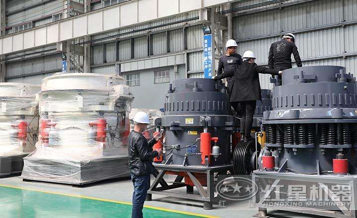 全液壓圓錐破碎機(jī)，液壓過載保護(hù)裝置，自動調(diào)節(jié)出料粒度