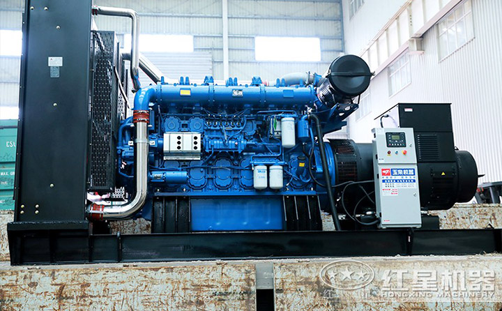 PE1200\*1500顎破機配大功率電機，動力足，現(xiàn)場作業(yè)更效能高 