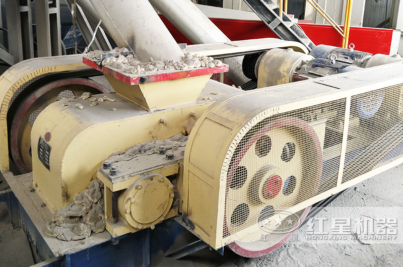 對(duì)輥破碎機(jī)案例現(xiàn)場(chǎng)，歡迎您的參觀
