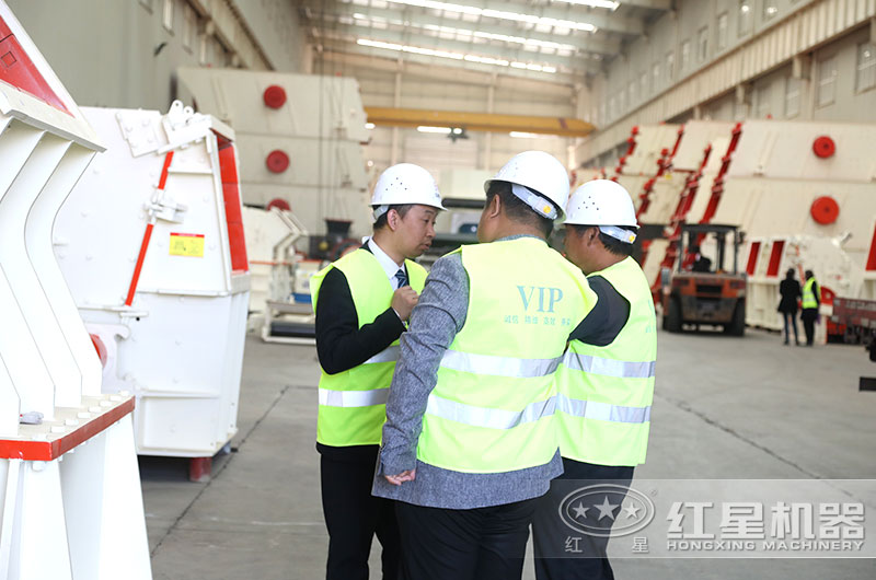 1214反擊破客戶到場參觀，了解性能